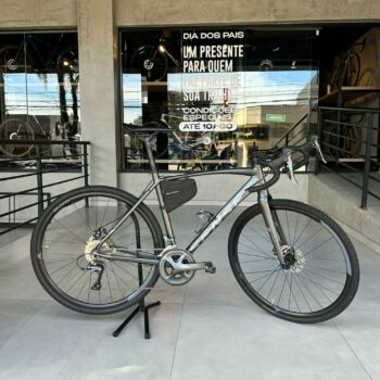 Bicicleta Gravel "versa" - Shimano Sora 9V